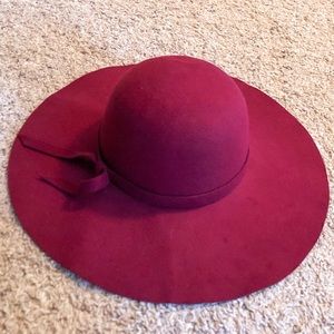 Maroon red large felt hat